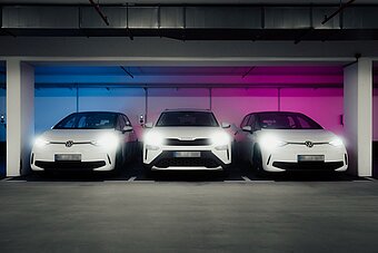 E-Auto Parkplatz Parkhaus auf Firmengelände