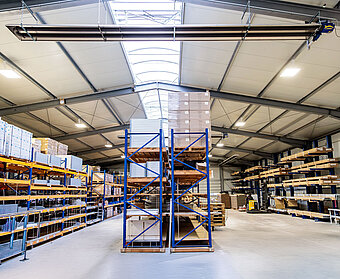 Lagerhalle eines Metallbetriebs