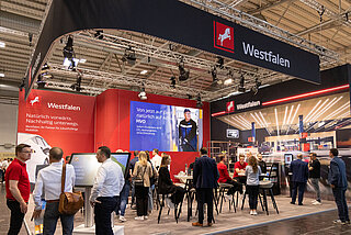 Der Westfalen-Messestand beim Branchentreff „Tankstelle und Mittelstand“ in Essen.