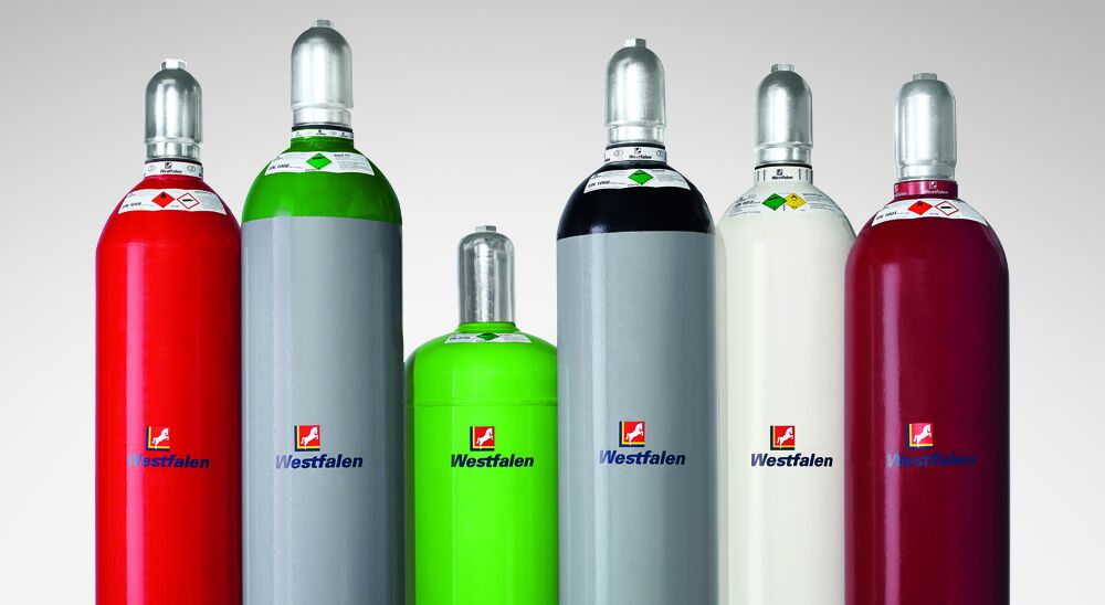 Gas-Versorgung in Flaschen. Einzeln, in Reihe oder in Bündel