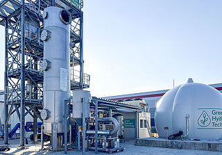 Bild 2: In einer solchen Waste-to-Hydrogen-Anlage von GHT entsteht umweltfreundlicher Wasserstoff, mit dem Westfalen Kunden in der Mobilität und Industrie versorgen will. 