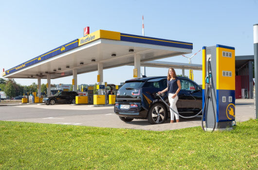 Elektromobilität: Schnellladesäulen an Westfalen Tankstellen