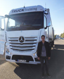 Berufskraftfahrer-Azubi Chris von der Westfalen AG