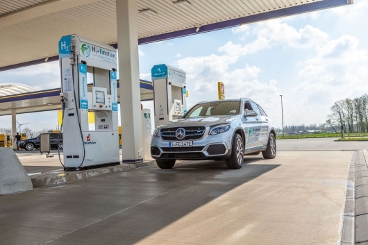 In Münster-Amelsbüren betreibt die Westfalen Gruppe seit 2016 eine der ersten Wasserstoff-Tankstellen in Nordrhein-Westfalen.